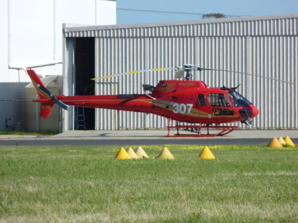 VH-YXX Eurocopter AS350 YMMB 20141003