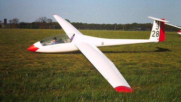 180127248_Glider3EdwinvanApstal.thumb.JPG.36b65bca0e781c9eccf772ffb406734d.JPG