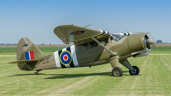 Stinson Reliant Royal Navy.jpg