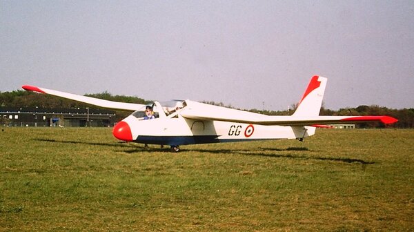 2127704353_Glider1EdwinvanApstal.thumb.JPG.5563433be4844a99f23e08d60e0e0d47.JPG