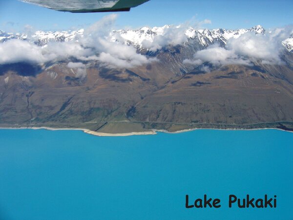 925448383_LakePukaki.thumb.jpg.02fd72b1326099adac06275154bddea7.jpg