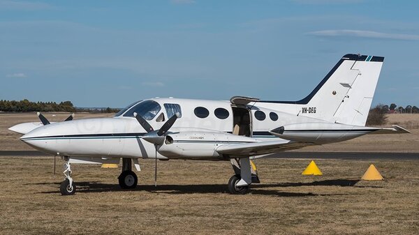 Cessna421VH-DEG.jpg_thumb.e4d01fc7c2174fac403b789ced4364a3.jpg