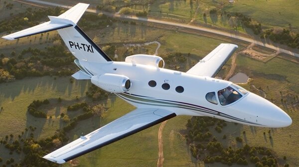 Cessna510CitationMustangPH-TXI.jpg_thumb.bad7988997cf4f97351030cd80c450ca.jpg