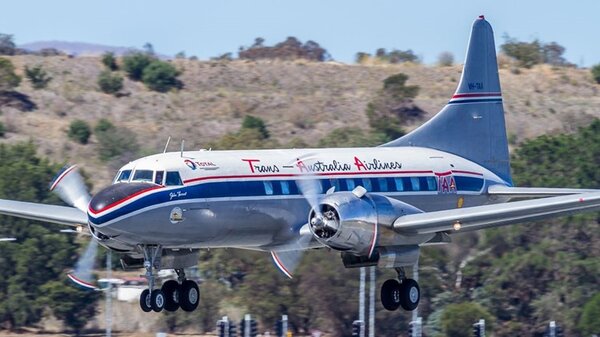 Convair440TAACanberra.jpg_thumb.6d8162dc268a50197d01befe33f2ffdd.jpg