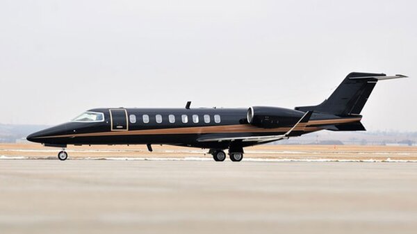 Learjet45black.jpg_thumb.57cd31b6ebc75a1e9e2bc1026a1e3fd9.jpg