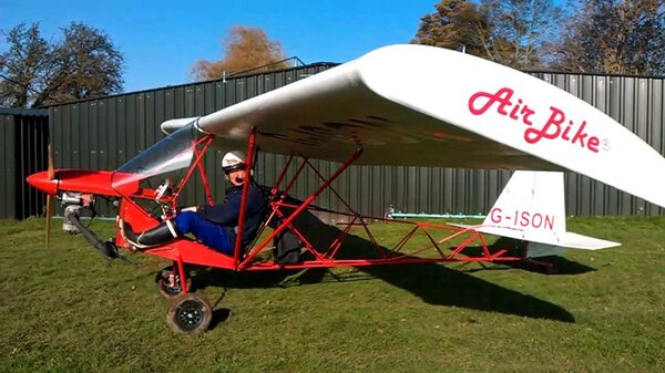 airbike3.jpg_thumb.29f13ffcb3bc7f8471970471a73beaf4.jpg