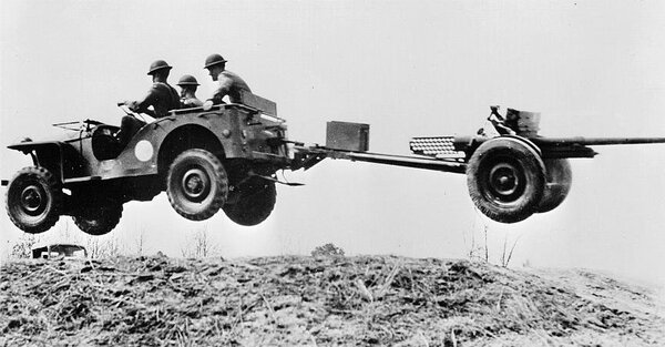 Jeep_flying_37mm.jpg