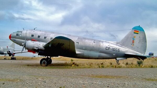 Curtis C-46 Commando CP-1655.jpg