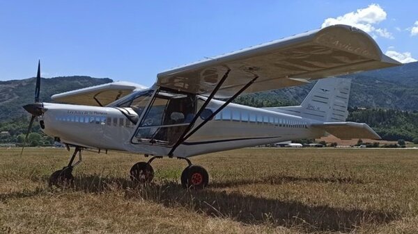 G1 Aviation G1 white silver.jpg