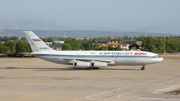 Ilyushin Il-86 RA-86124.jpg