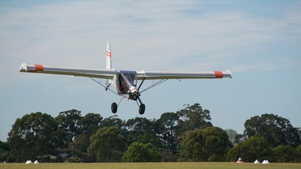 AAK Flamingo landing.jpg