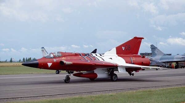 SAAB J-350e Draken 08.jpg