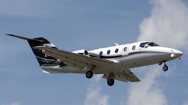 Hawker 400 (aka Beechjet 400) - General Aviation (multi engine ...