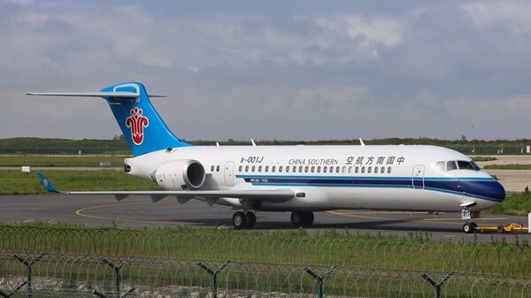 Comac-arj21-700_b-001j-china-southern-airlines.jpg