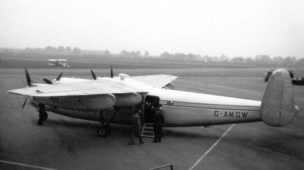 Handley Page Marathon G-AMGW Loading.jpg