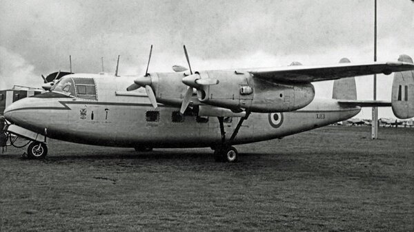 Handley Page Marathon 1A XJ831.jpg