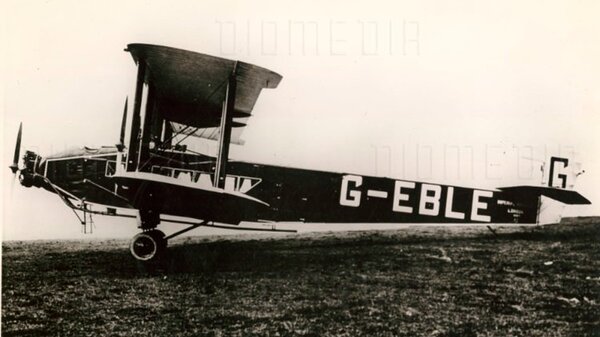 HANDLEY PAGE W.9 HAMPSTEAD 02.JPEG
