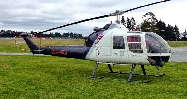 Fairchild Hiller FH-1100 ZK-HCI.JPG