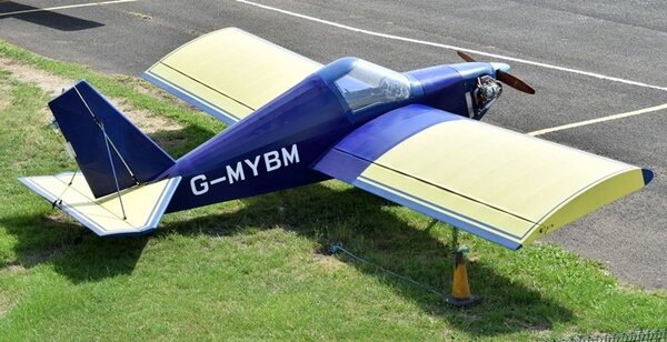 Team Mini-Max 91 G-MYBM.jpg