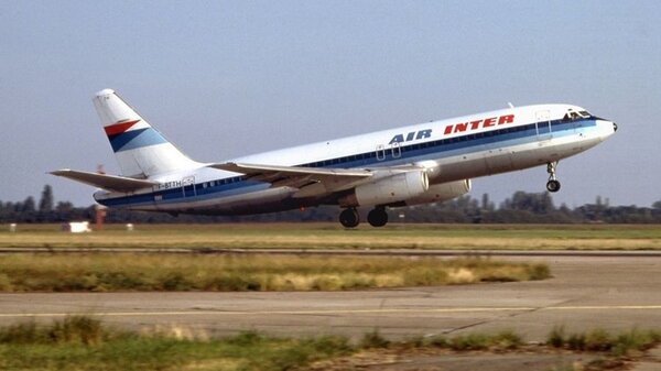 Dassault Mercure F-BTTH liftoff.jpg