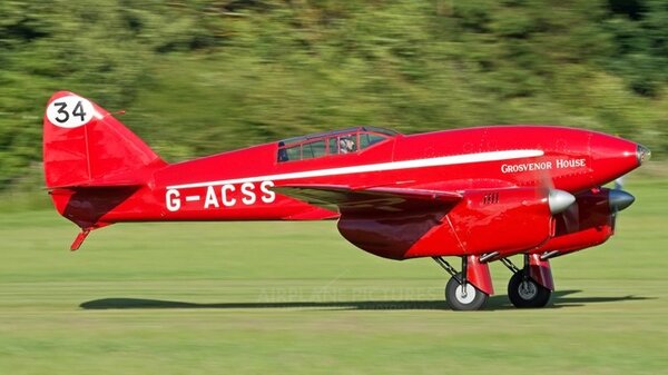 DH.88_Comet_G-ACSS rhs tail up.jpg