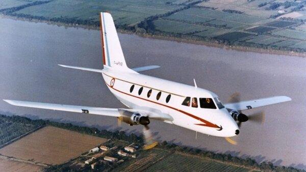 Dassault Hirondelle IN FLIGHT.jpg