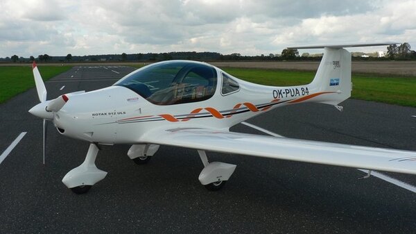 Flying Machines s.r.o. FM250 Vampire OK-PUA.jpg