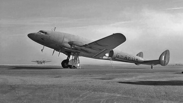 de Havilland DH91 Albatross G-AFDK.jpg