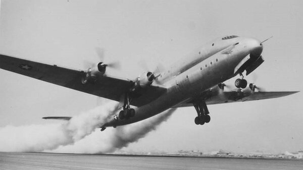 Lockheed Constitution 04.jpg