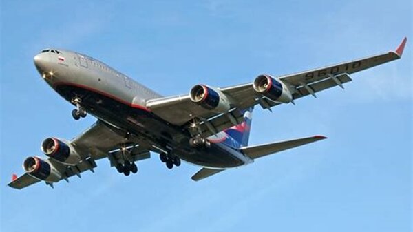 Ilyushin_Il-96 01.jpg