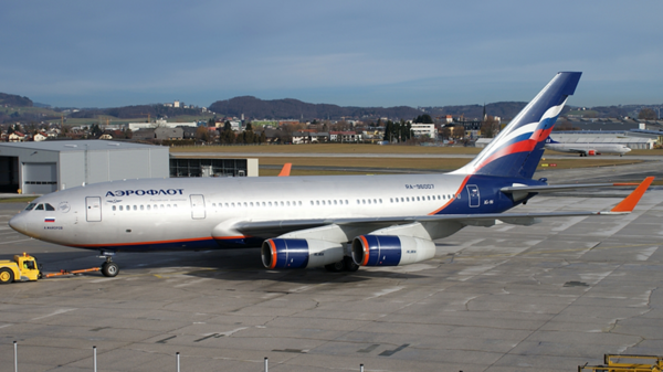 Ilyushin_Il-96 02.png