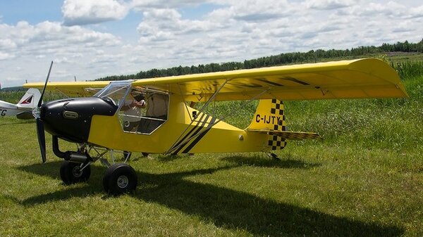 flying k skyraider C-IJTY.jpg