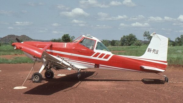 Cessna Agwagon 03.jpg