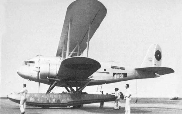 Curtiss T-32 Condor II 05.jpg