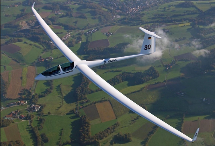 Schleicher ASH 30 - Gliders - Aircraft Pilots