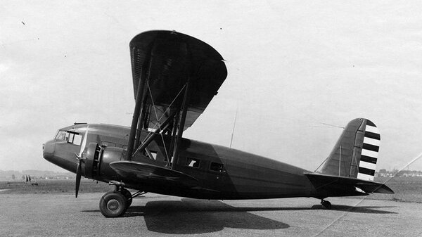 Curtiss T-32 Condor II 04.jpg