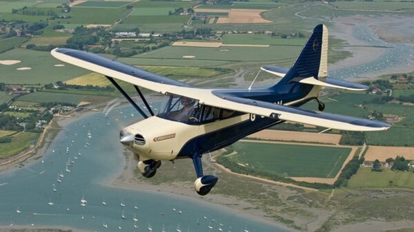 Stinson 108 Station Wagon 03.jpg