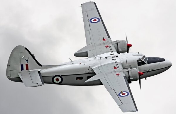 Percival Pembroke 02.jpg