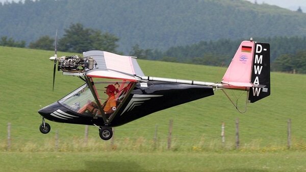 Comco FOX C 22 06.jpg