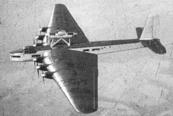 Tupolev ANT-20 03.jpg