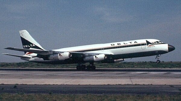 Convair 880 05.jpg