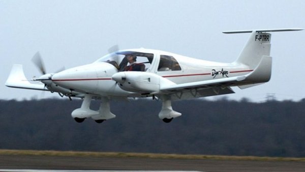 Dyn'Aéro Twin-R 03.jpg