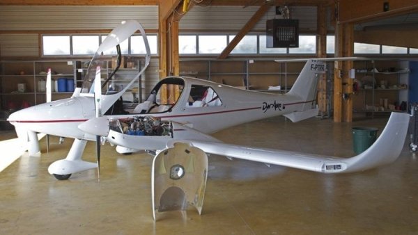 Dyn'Aéro Twin-R 05.jpg