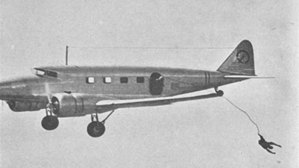 Nakajima Ki-34 04.jpg