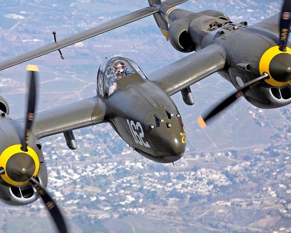 1054676275_P-38Lightning-3725165602.jpg.60a48bbec6f1641aae99a53d77093e35.jpg