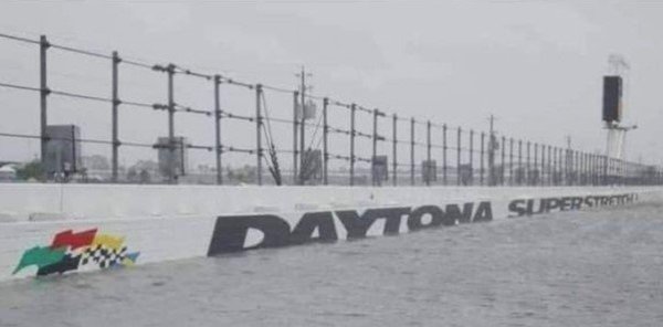 xDaytonaSpeedway.jpg