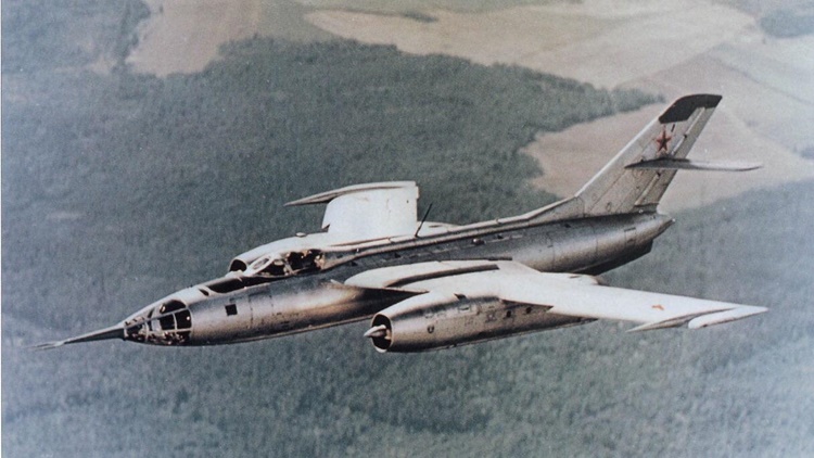 More information about "Yakovlev Yak-28"