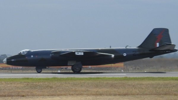 E E Canberra.JPG