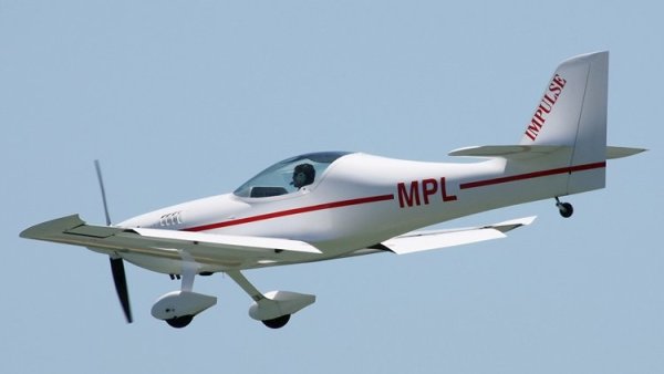 Impulse 100 TD 02.jpg