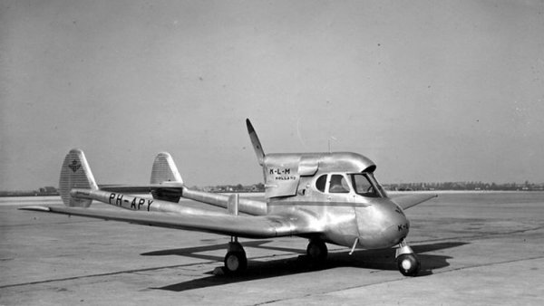 Stearman-Hammond Y-1 01.jpg